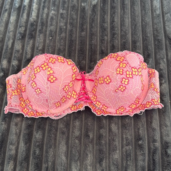 Pink floral padded push-up strapless bra size 36B - Picture 1 of 7